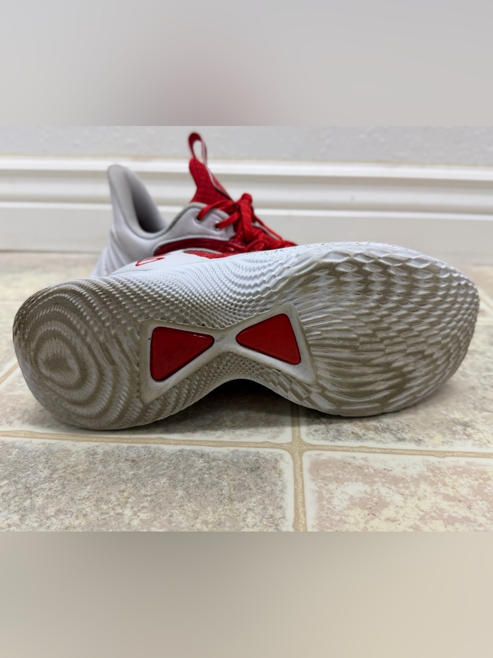 Under Armour Curry Flow 8 Basketball Shoes Red White Men’s Size 11 - Picture 8 of 10